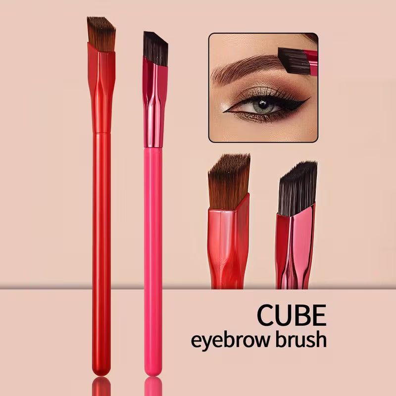 Precision Angled Eyebrow Brush – Square Tip for Perfect Brows & Hairline