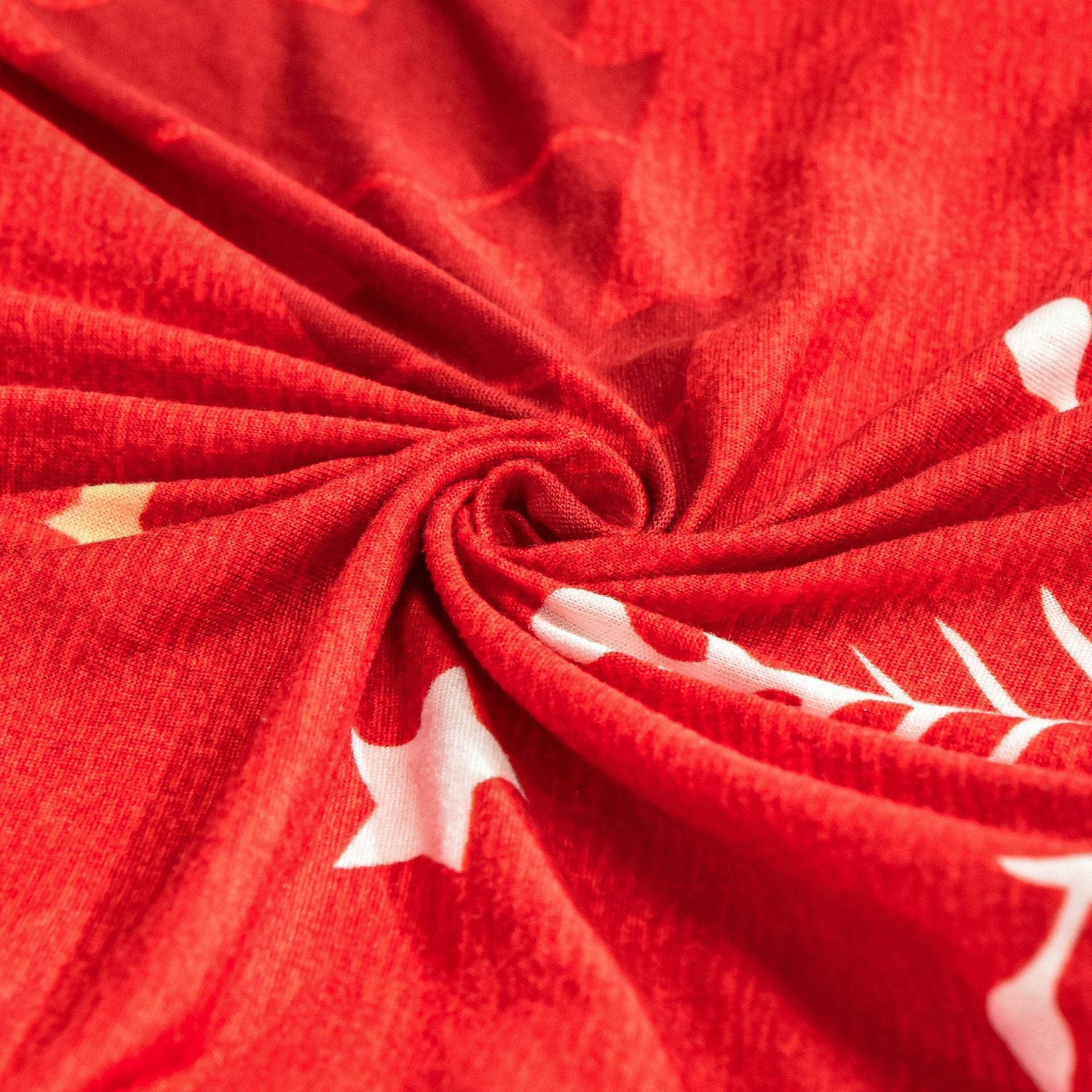 Christmas-themed chair covers and chair covers for hotel restaurants